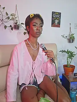 LulumiBloom live cam on StripChat