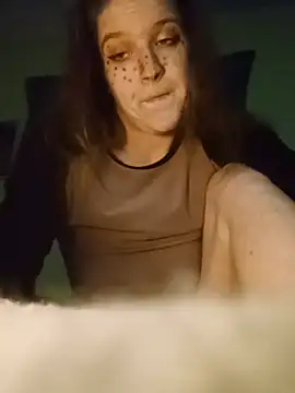 Freakydeafgirl