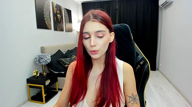 RedLipse white cam room online