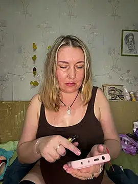 Katti_Kissa live cam preview