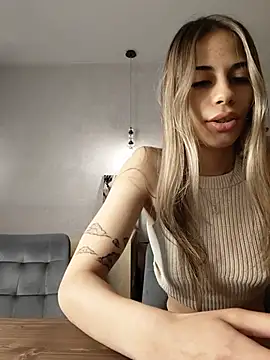 thinkaboutbehavior live cam on StripChat