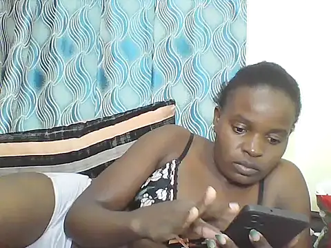 PrettyEve live cam preview