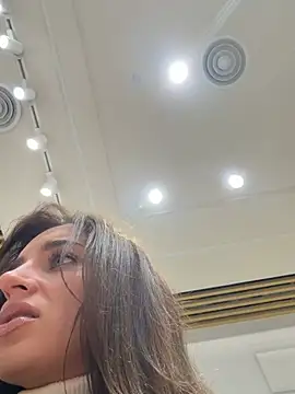 -AngelAri-