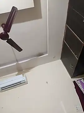 Lusty_trailer live cam preview