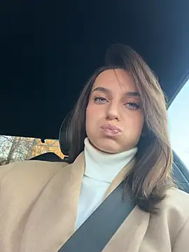 -AngelAri-