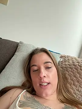 Luna_Lynn live cam preview