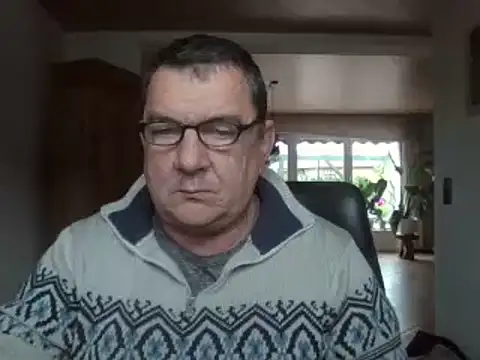 nobbie444 (M mature) - naked