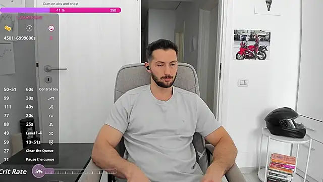 ZackFraser live cam preview