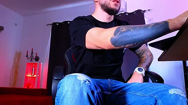 MightyAaron66 live cam preview