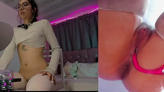 Sarah_Moon1 live cam preview