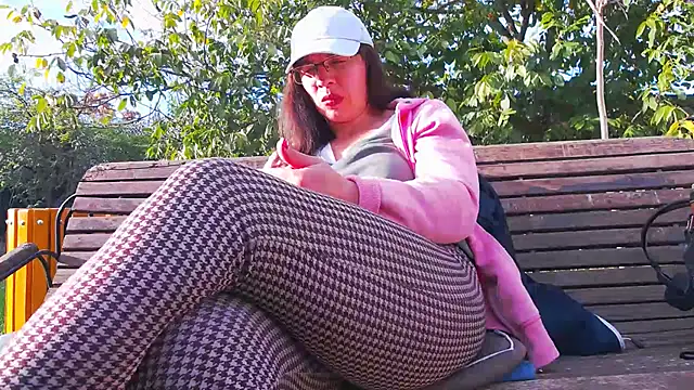 PublicBigLabiaMelly