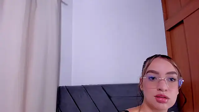 jazlinn4