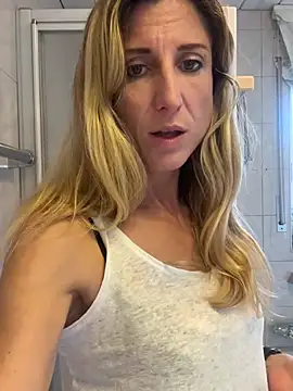 VivienneBlac live cam preview