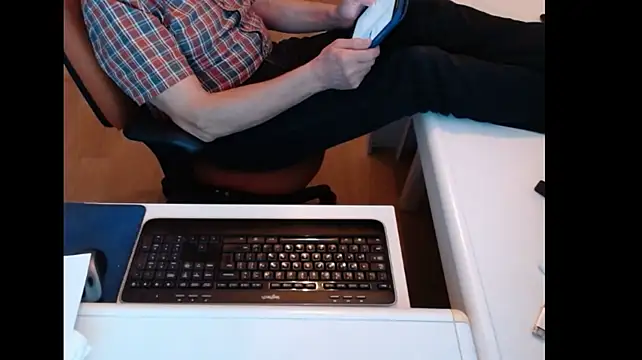 dutchpornking live cam preview