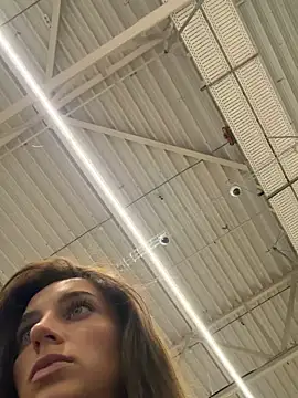 -AngelAri-