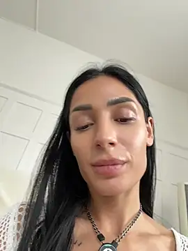 Vicky_luxe live cam on StripChat