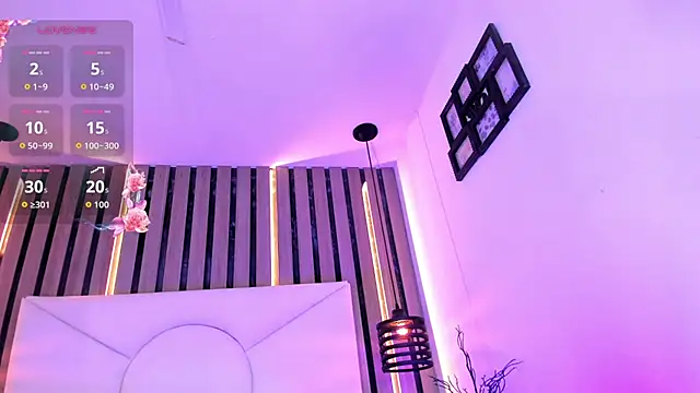 MiaRaven_