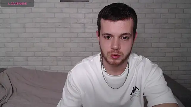 Alexxx_horny live cam preview