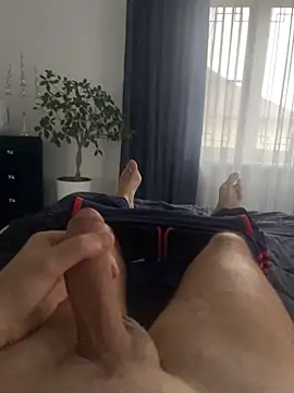 paolo232 (Ask my age) - Cum show
