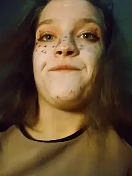 Freakydeafgirl