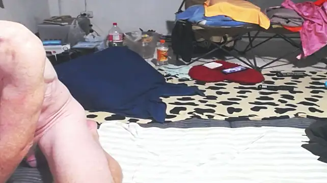 1CuteAndSexy69 sensual oil cam show