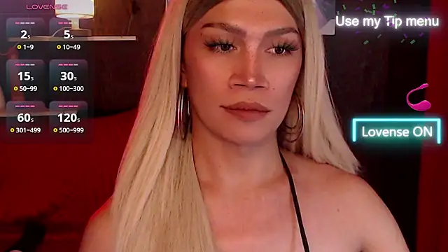 deliciousClaire