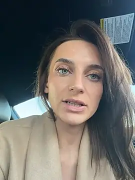 -AngelAri-