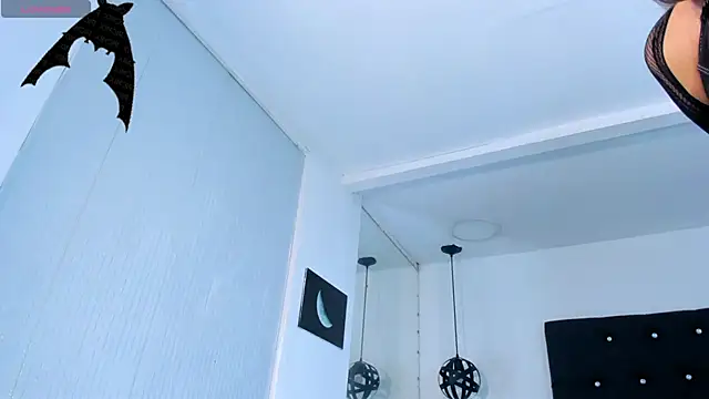 miss__yissell live cam preview