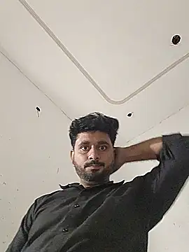Yash__009 live cam on StripChat
