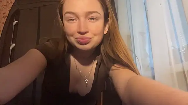Chloooee live cam preview
