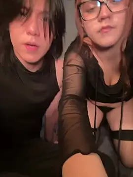 Daphne_and_Roger_