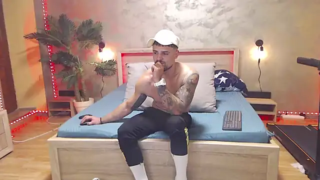 Tiberius_hunk live cam preview
