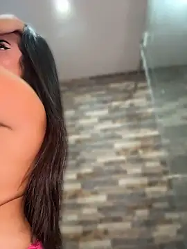 VALENTINA GOMEZ（Valentina-gomezz）