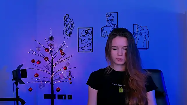 angie_foxy1