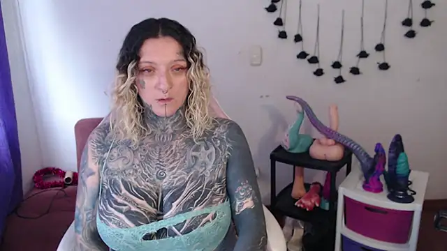 SLOPPYTITSS live cam preview