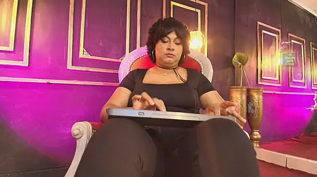 alexa_cruz__