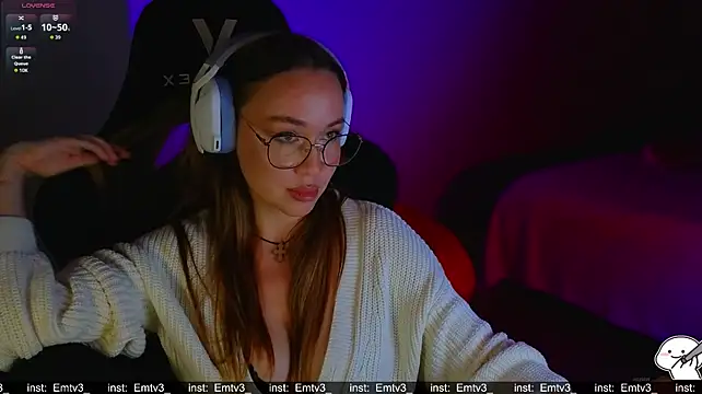 Emili1- live cam on StripChat