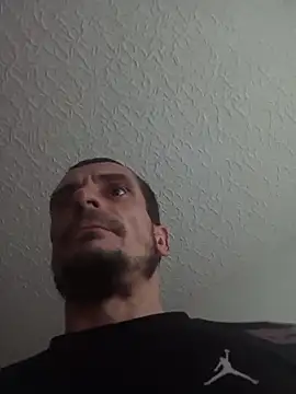 WardedStand live cam on StripChat