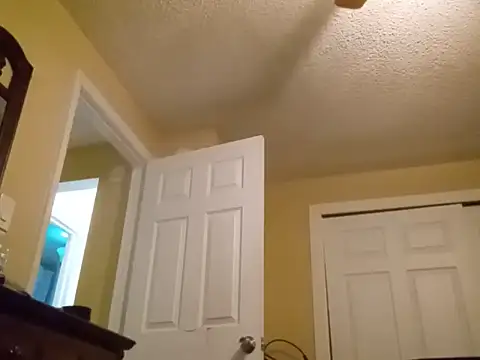 Freakydeafgirl