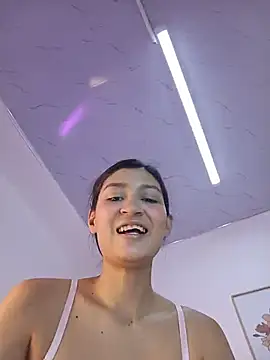 Mia_babee_ live cam preview