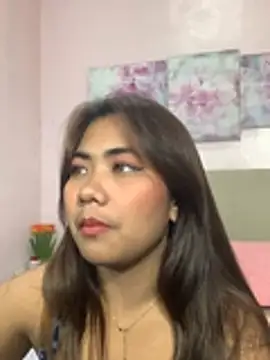YaraSmith live cam preview