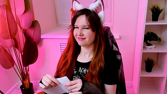 CarolGiggly webcam
