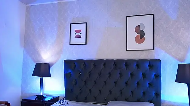MadiisonRosse live cam on StripChat