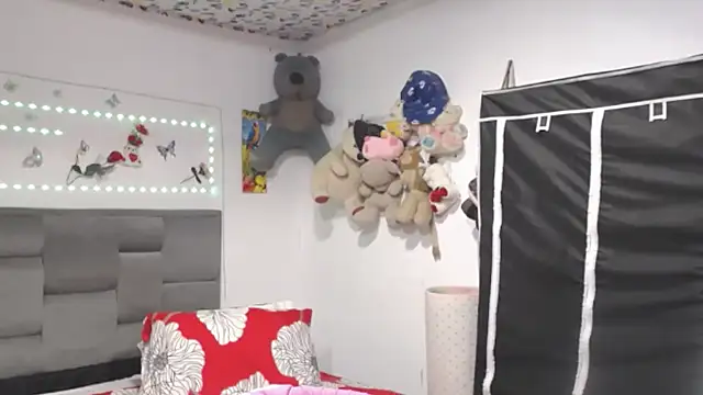 Sharloth_milf