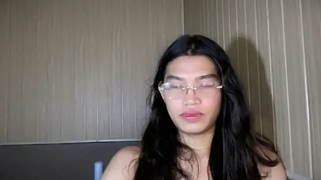 Yourgoddess_jayve live cam preview