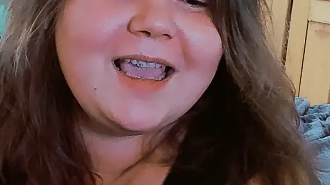 Kira_Magni live cam preview