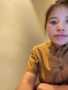 Bella_7777 live cam preview