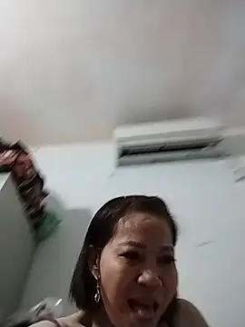 MYAMYA20 live cam on StripChat