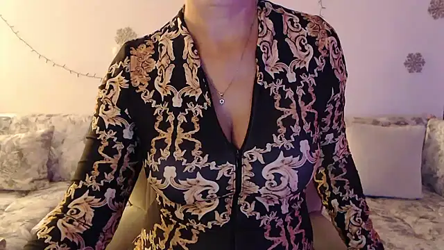YourfantasyGiuly live cam preview