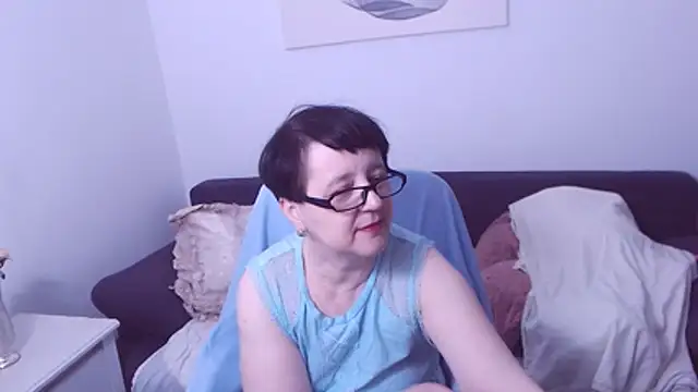 ChristaRose live cam preview